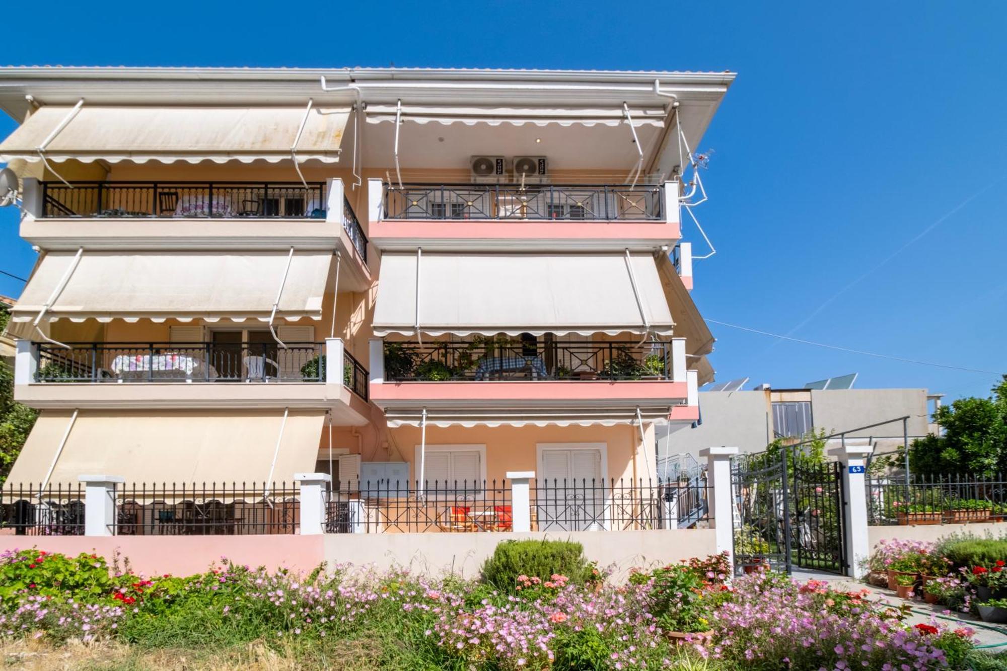 Paraskevi Apartments Lefkada City Exterior photo